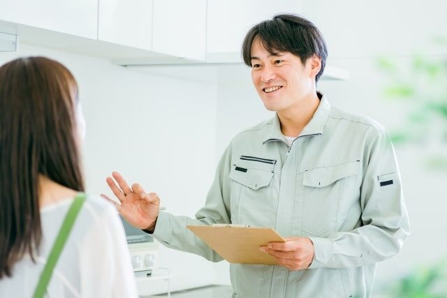 自分で対処するのが不安な場合は水道修理業者へ相談しよう