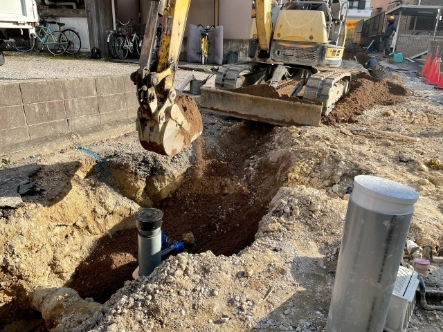 日本の水道管破裂問題について