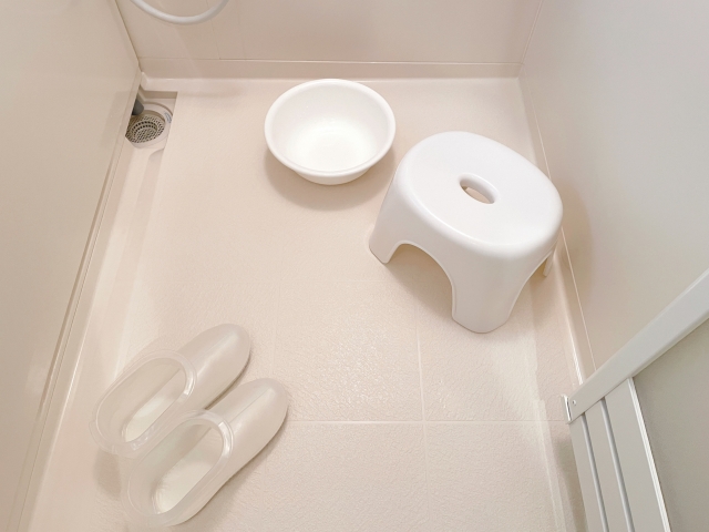 自分でできる風呂場の臭いにおいの除去方法