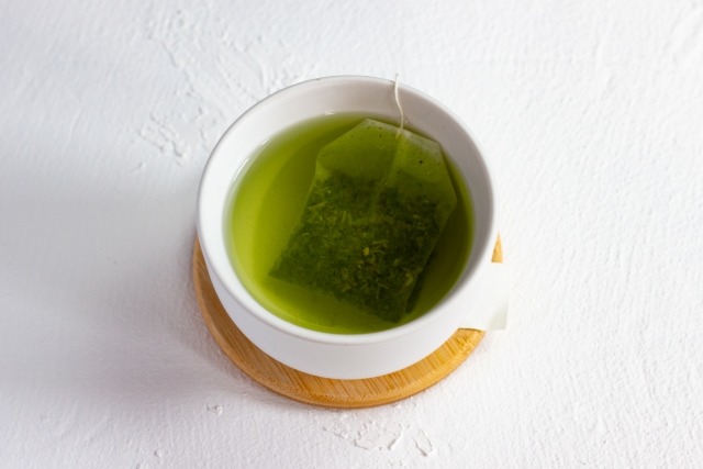 緑茶パックの特徴と排水溝掃除への活用法