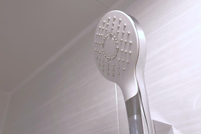 シャワーが急に冷たくなる主な原因【7つ】