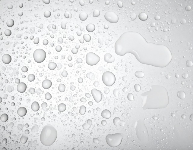 トイレタンクの結露はなぜ起きる？しくみをわかりやすく解説